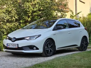 Toyota Auris II (2012-) Hybrid 135 Selection 2017