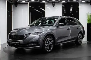 Skoda Octavia IV (2020-) 1.5 TSI Drive Selection 2023