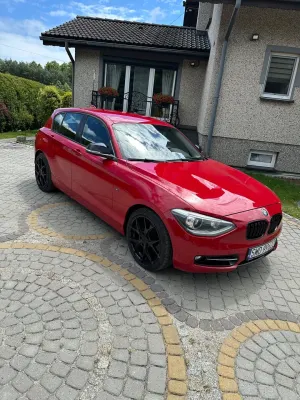 BMW 1 Series F20/F21 (2011-2019) 118i Sport Line 2011