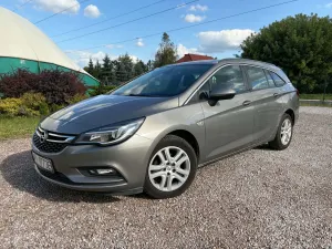 Opel Astra K (2015-2021) 1.4 T Enjoy 2017