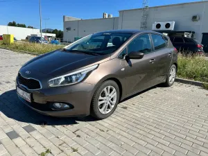 Kia Ceed II (2012-) 1.6 CRDi 128 97g Edition 7 2015
