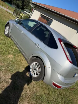 Ford Focus Mk2 (2004-2011) 1.6 Silver X 2009