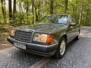 Mercedes-Benz E 1992