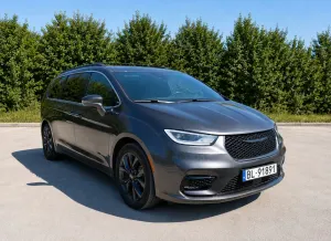 Chrysler Pacifica 2022