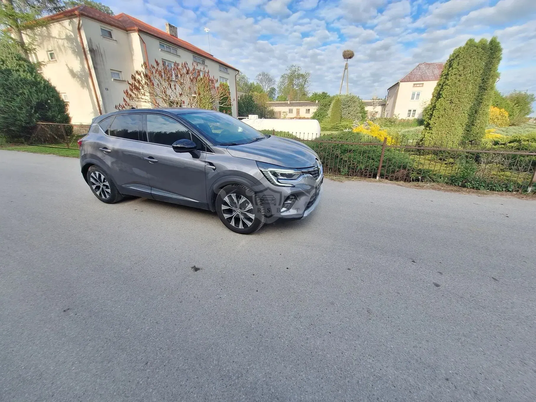 Renault Captur / QM3 II (2019-) 1.3 TCe mHEV Intens EDC 2024