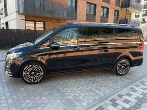 Mercedes-Benz V II (2014-) 250 (BlueTEC) d Avantgarde 7G-Tronic (d³ugi) 2017