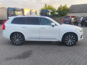 Volvo XC90 II (2014-) D4 FWD Momentum 2017
