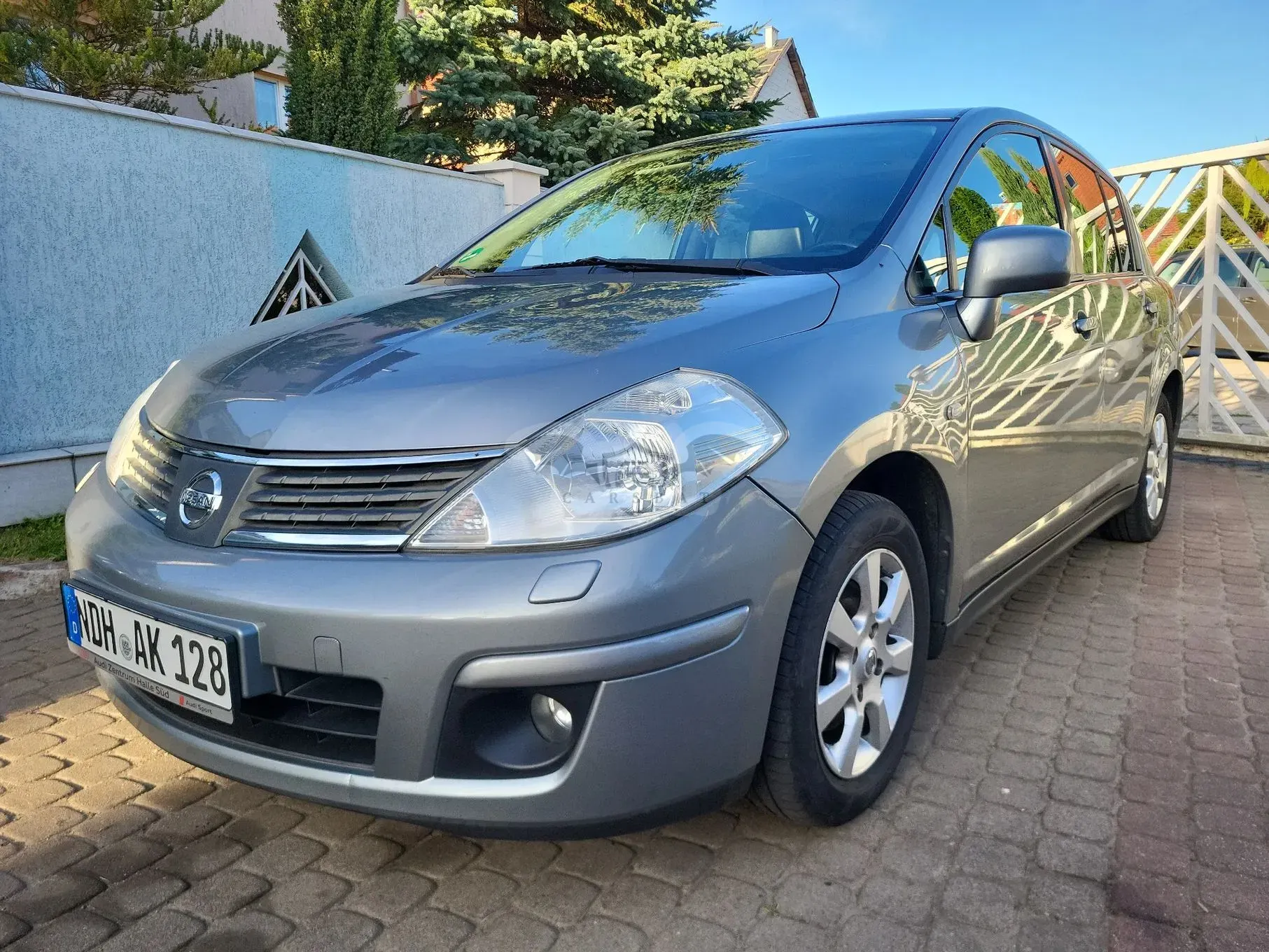 Nissan Tiida 1.6 Visia 2009