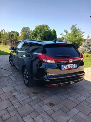 Honda Civic X (2017-2021) 1.8 Lifestyle (Honda Connect+) 2015