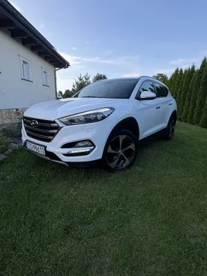 Hyundai Tucson III (2015-2020) 2.0 CRDI Style 4WD 2015