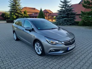 Opel Astra K (2015-2021) 1.4 Turbo Start/Stop Dynamic 2017