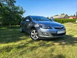 Opel Astra J (2009-2019) 1.4 T Enjoy 2011