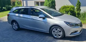 Opel Astra K (2015-2021) 1.6 CDTI Sport 2016