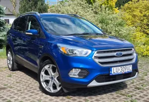 Ford Escape 2.0 EcoBoost AWD Titanium 2017