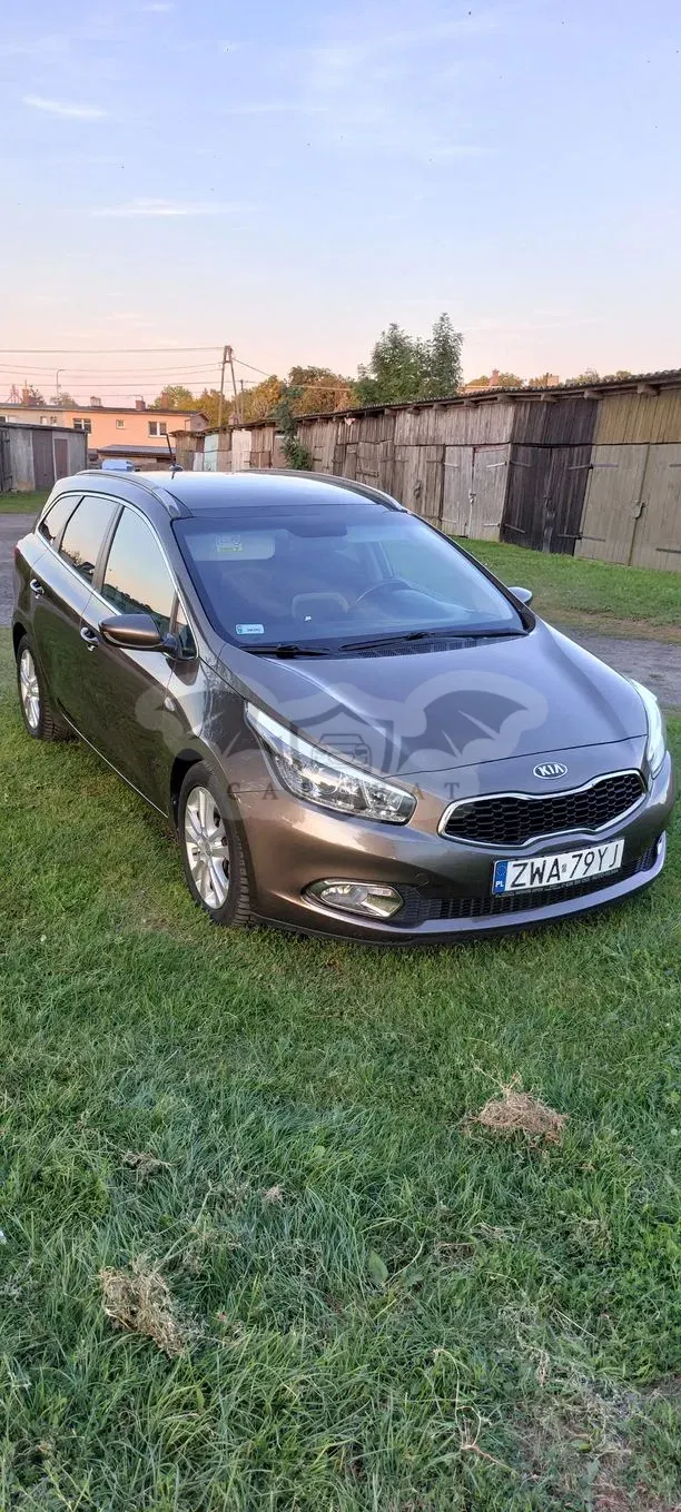 Kia Ceed II (2012-) 1.6 CRDi L 2014