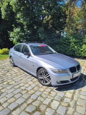 BMW 3 Series E90/E91/E92/E93 (2005-2012) 325i 2009