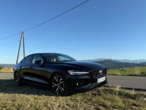 Volvo S60 III (2018-) B5 B AWD Plus Dark 2023
