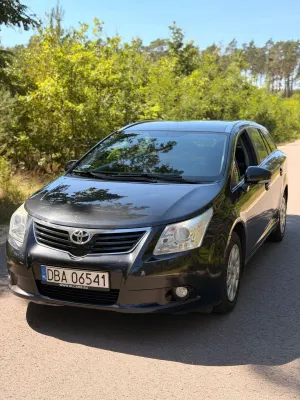 Toyota Avensis III (2009-) 2.0 D-4D Sol plus+NAVI 2010