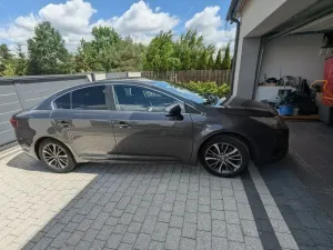 Toyota Avensis III (2009-) 1.8 Premium 2017