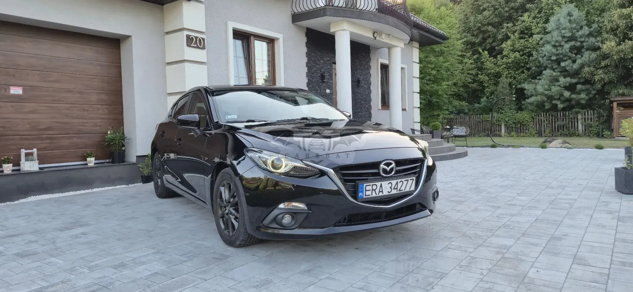 Mazda 3 III (2013-) SKYACTIV-G 120 Sports-Line 2016