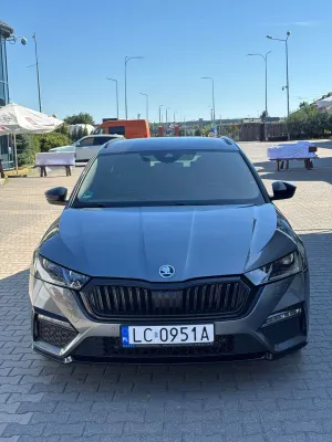 Skoda Octavia IV (2020-) 2.0 TSI RS DSG 2023
