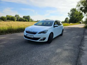 Peugeot 308 T9 (2014-2021) BlueHDi 120 Stop & Start Allure 2016