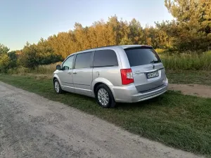 Lancia Voyager 2.8CRD Gold 2011