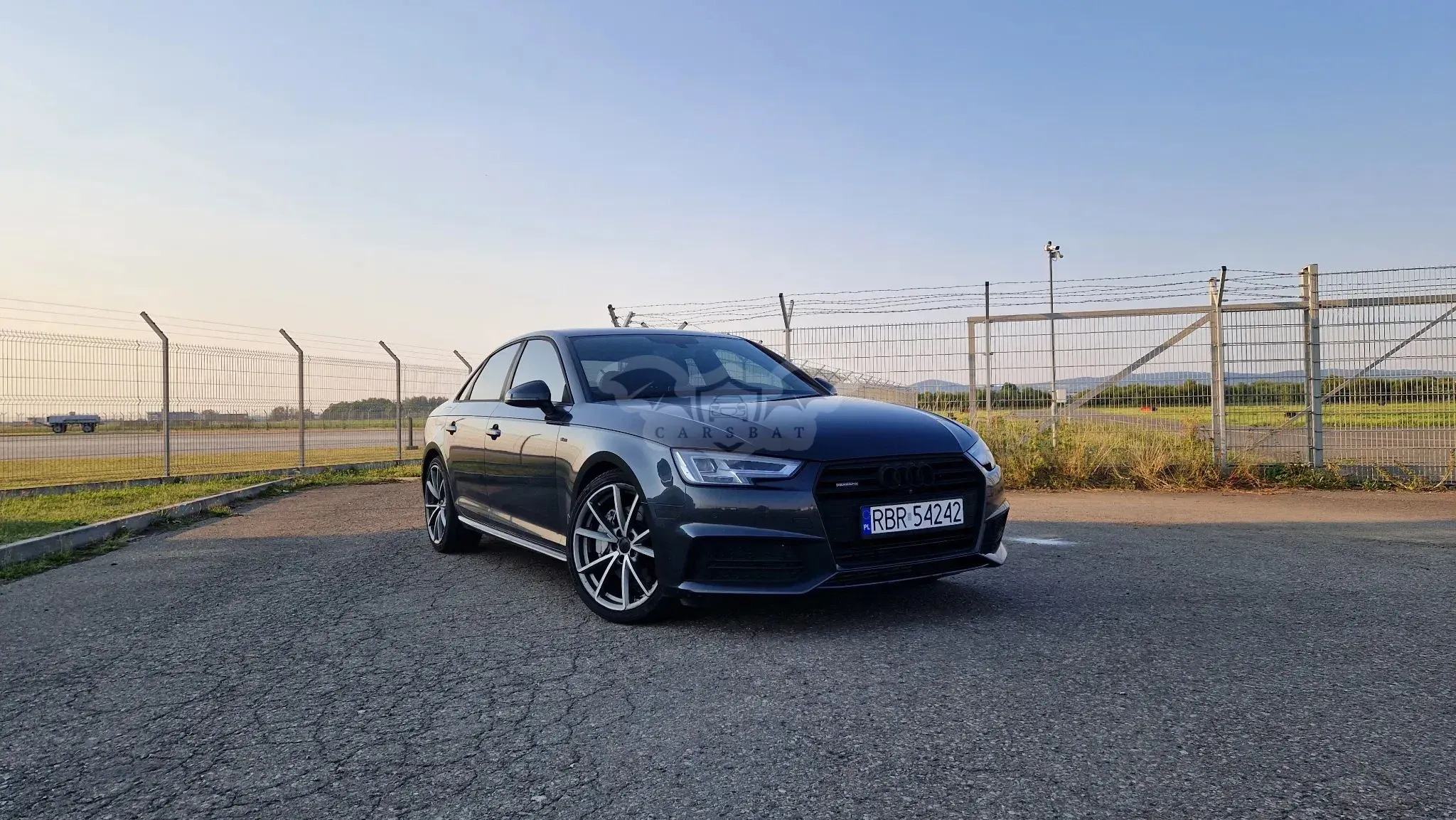 Audi A4 B9 (2015-) 2017