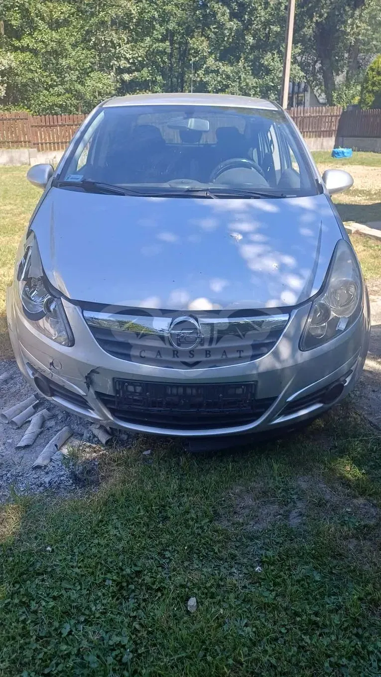 Opel Corsa D (2006-2014) 1.4 16V Cosmo 2010