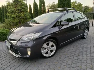 Toyota Prius III (2009-2015) (Hybrid) Executive 2012