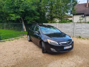 Opel Astra J (2009-2019) 1.4 T Cosmo 2011