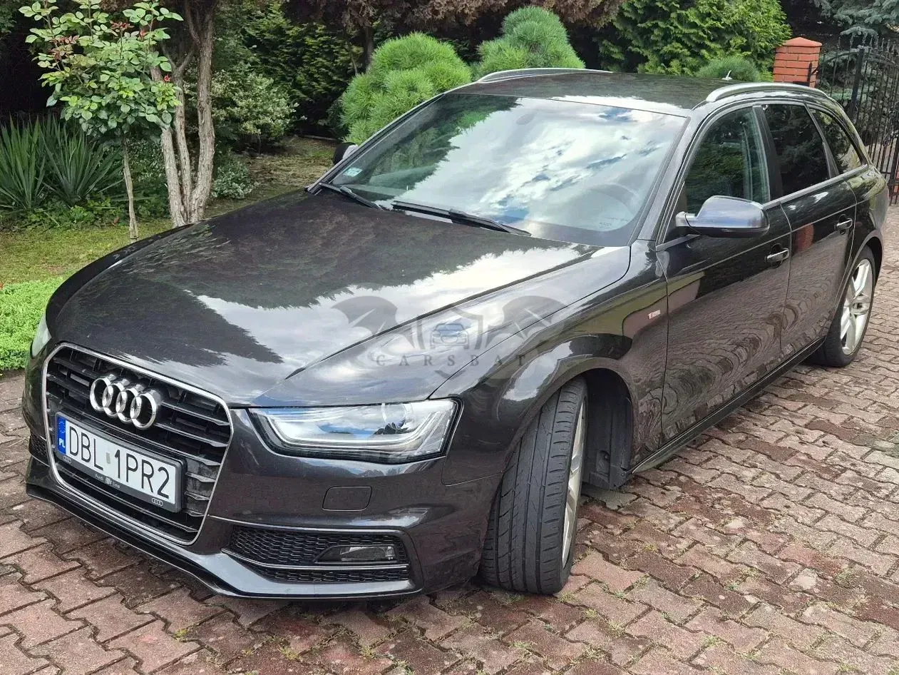 Audi A4 B8 (2007-2015) 2.0 TDI DPF S line Sportpaket 2013