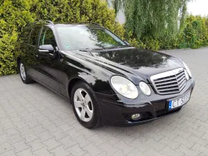 Mercedes-Benz E W211 (2002-2009) 2009