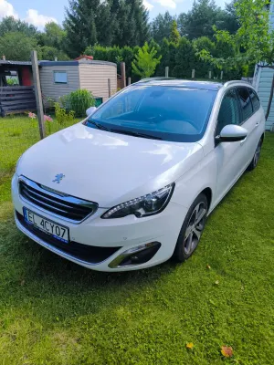 Peugeot 308 T9 (2014-2021) 1.2 PureTech Allure S&S 2015