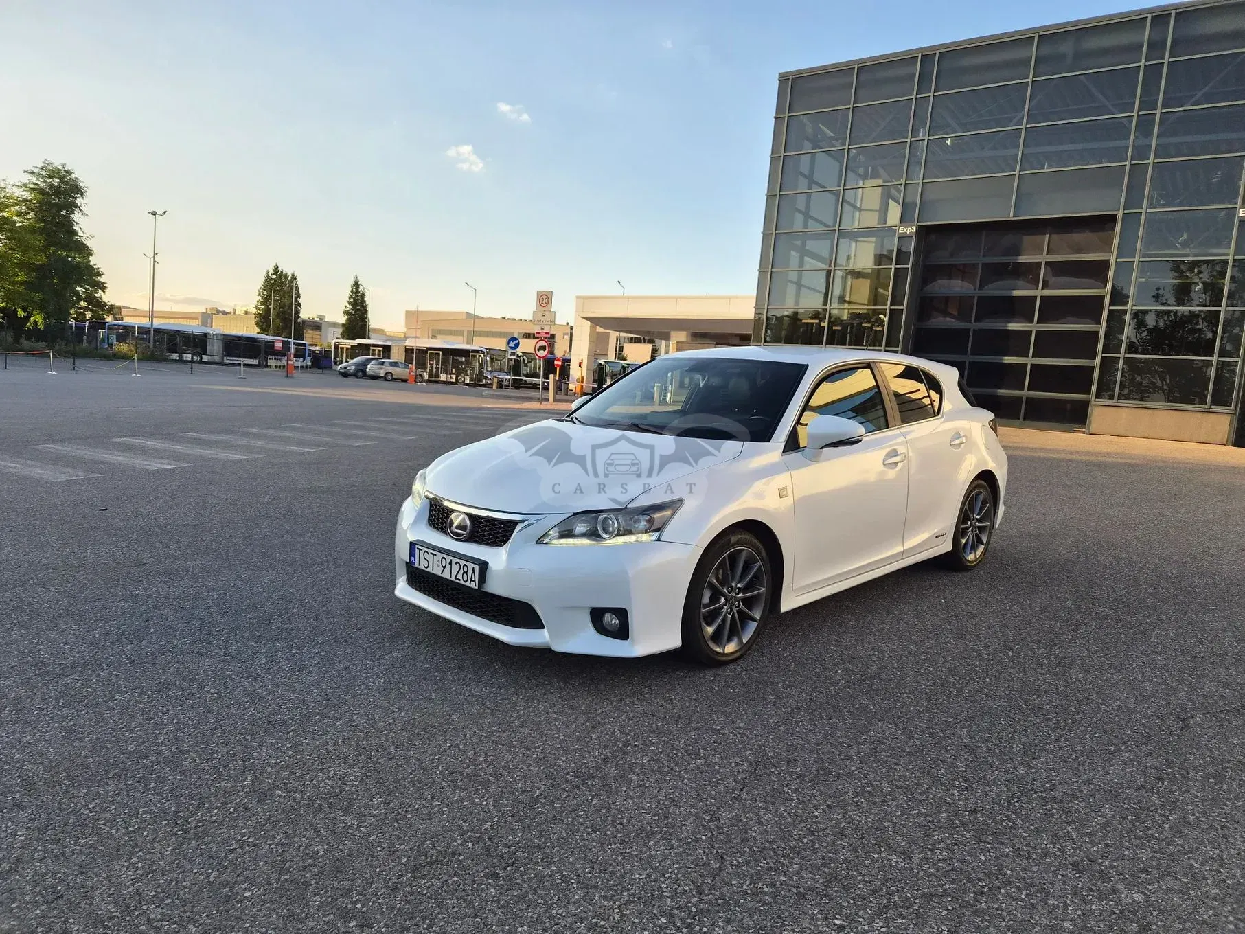 Lexus CT 200h F Sport 2012