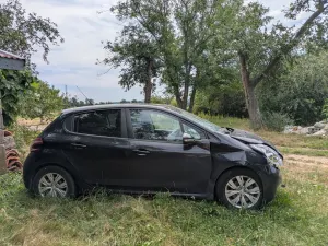 Peugeot 208 I (2012-2019) 1.4 VTi Allure 2012