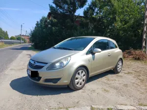 Opel Corsa D (2006-2014) 1.2 16V Cosmo 2010
