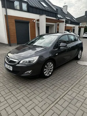 Opel Astra J (2009-2019) 1.6 Cosmo 2010