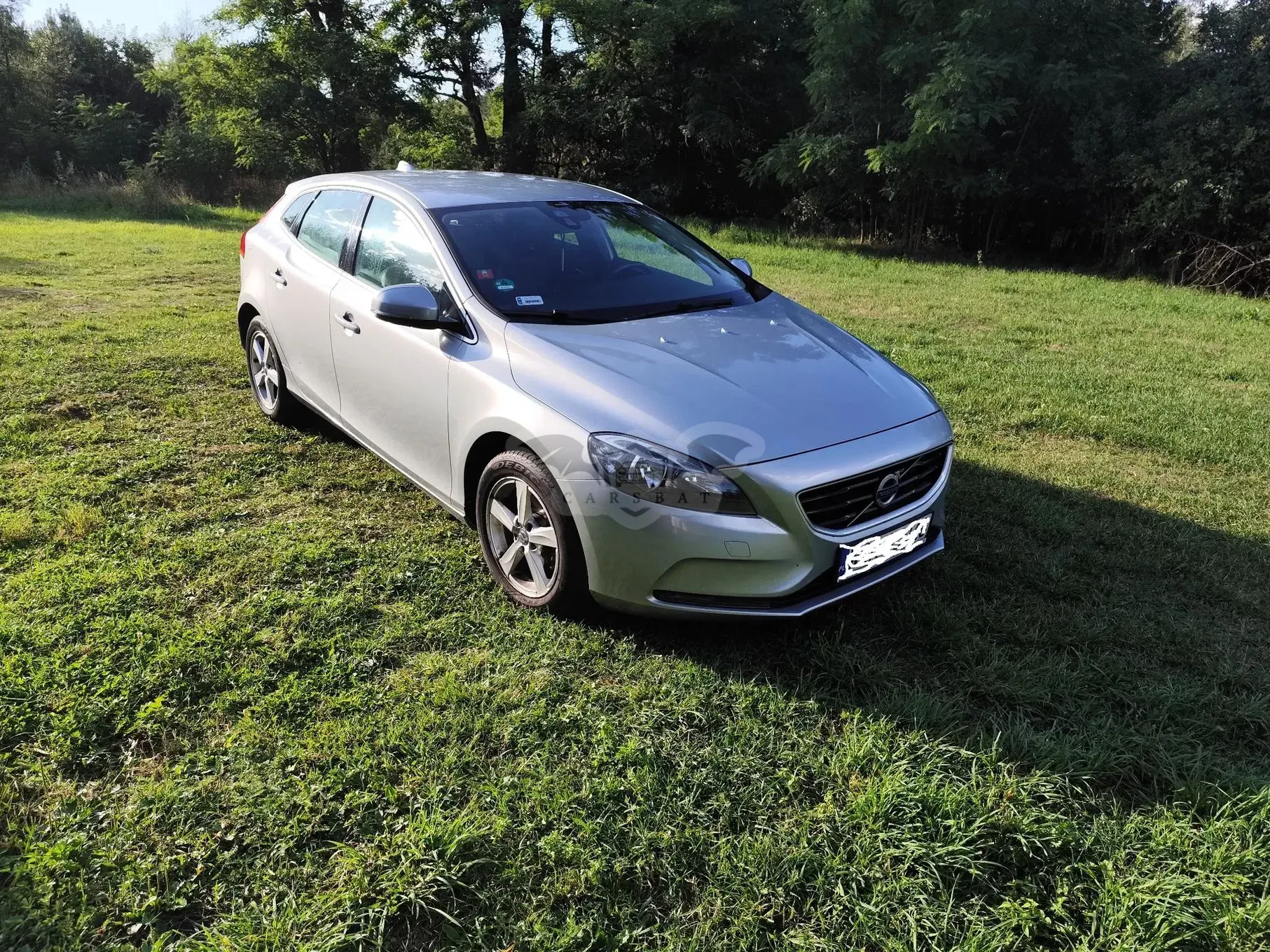 Volvo V40 II (2012-) D2 Momentum 2013