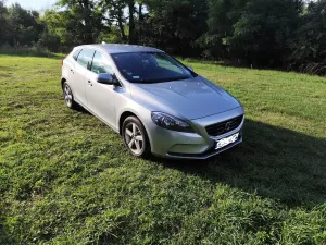 Volvo V40 II (2012-) D2 Momentum 2013
