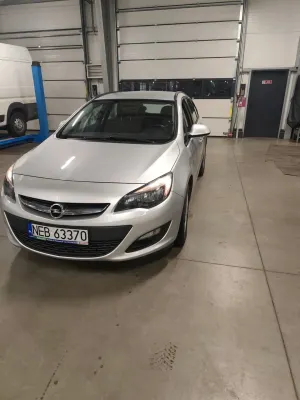 Opel Astra J (2009-2019) 1.6 CDTI Dynamic 2014