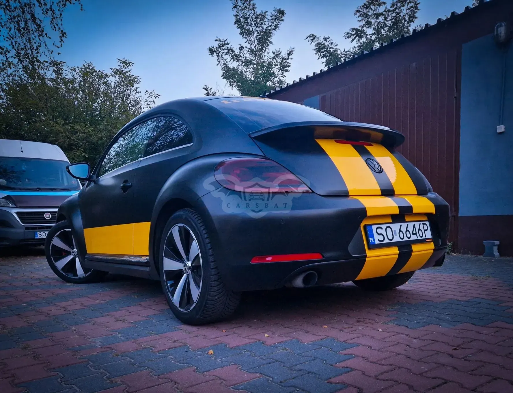 Volkswagen Beetle 2.0 TSI Sport DSG 2012