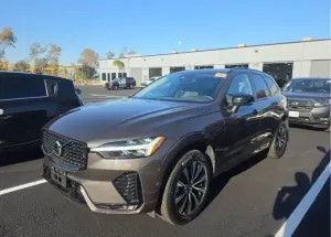 Volvo XC60 II (2017-) B5 B AWD Plus Bright 2025
