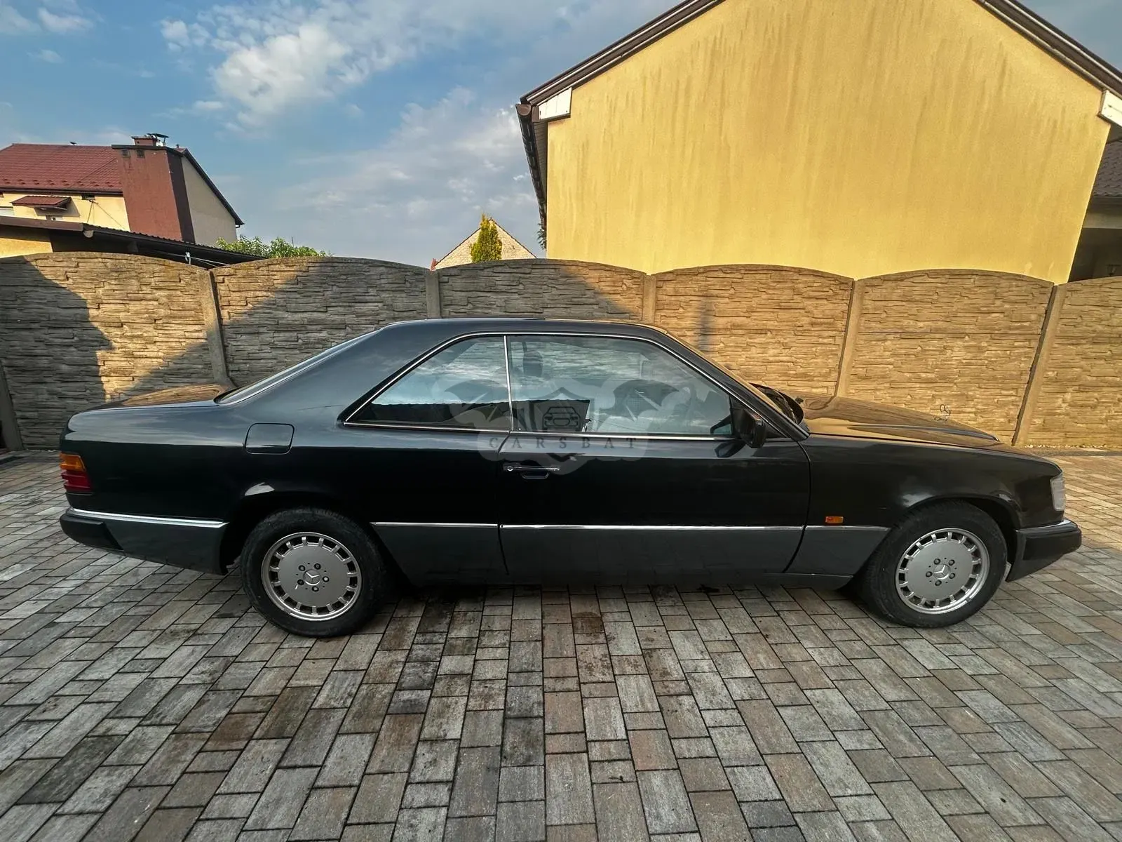 Mercedes-Benz E 1990