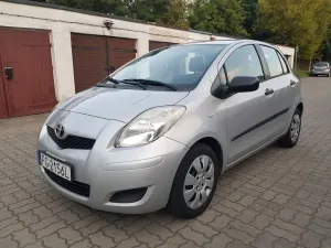 Toyota Yaris II (2005-2011) 1.33 Luna 2009