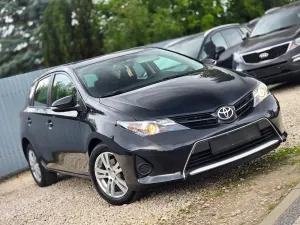Toyota Auris II (2012-) 1.33 Dual-VVT-i Comfort 2015
