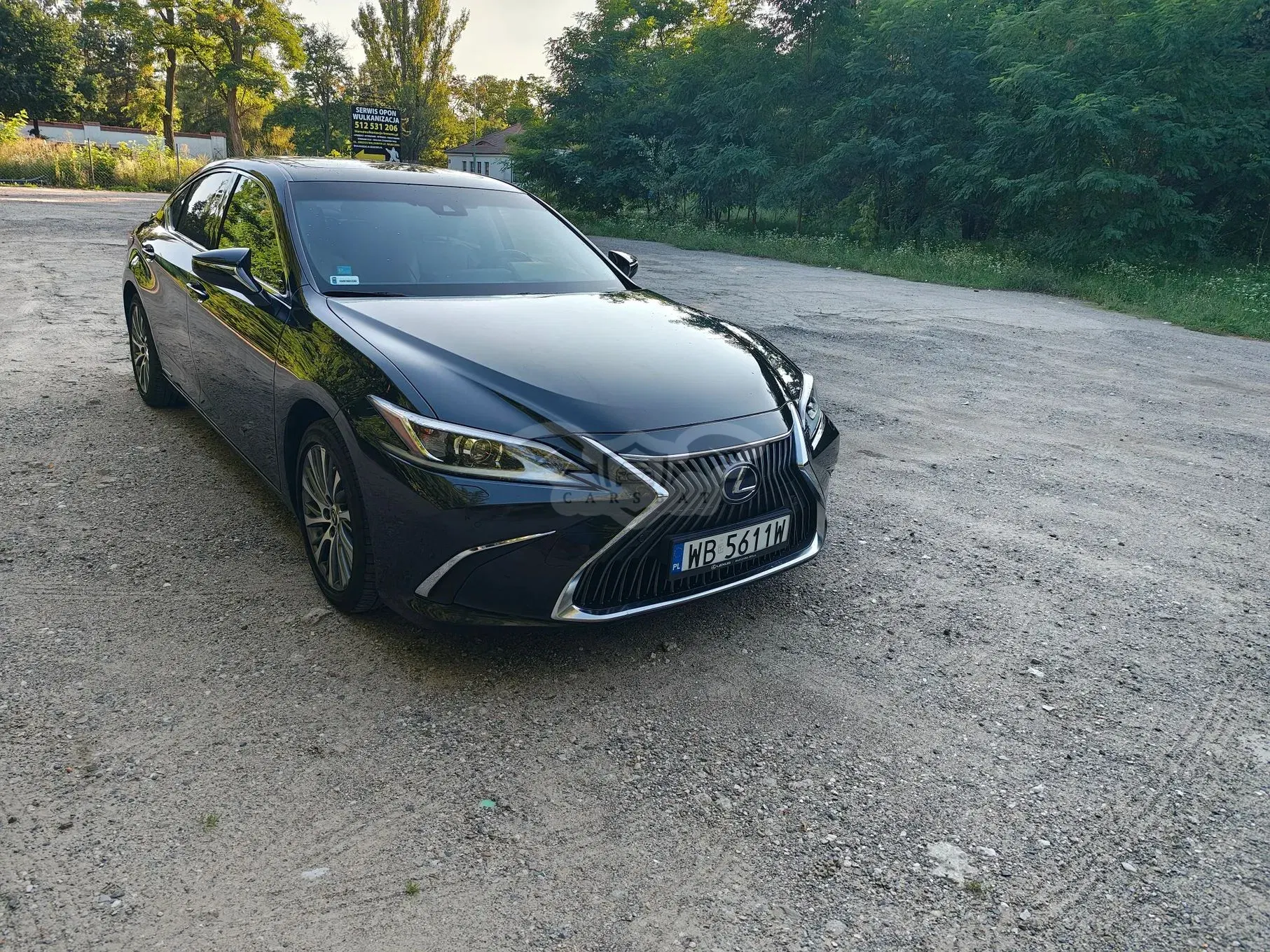 Lexus ES 300h Business Edition + 2021