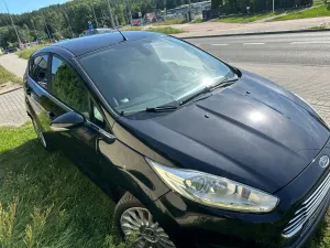 Ford Fiesta Mk7 (2008-) 1.6 TDCi Individual 2013