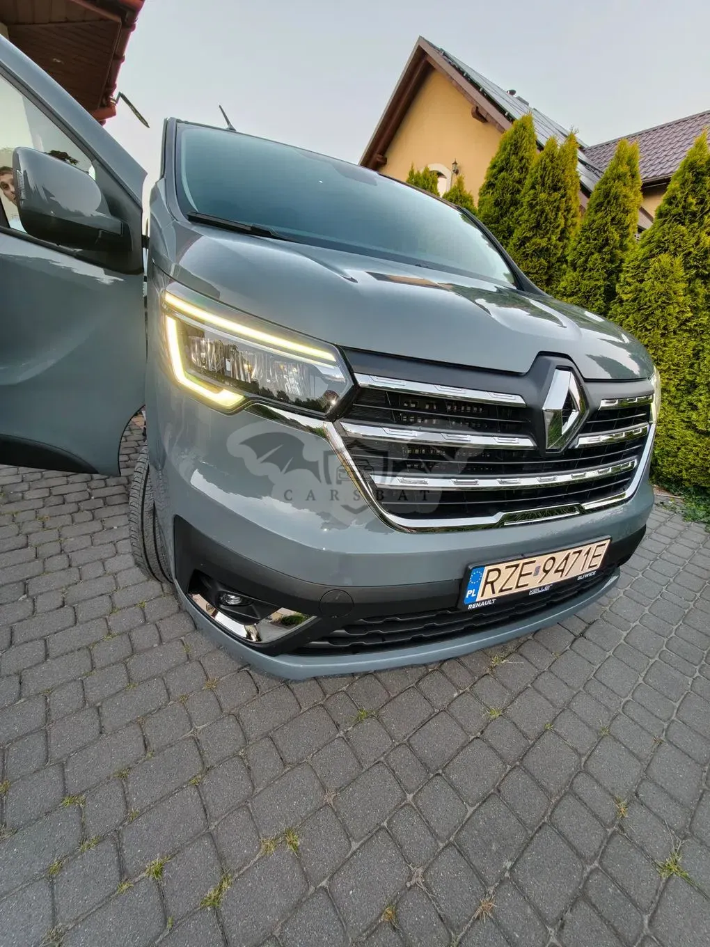 Renault Trafic III (2014-) Kombi 2.0 L2 Pack Clim EDC 2024