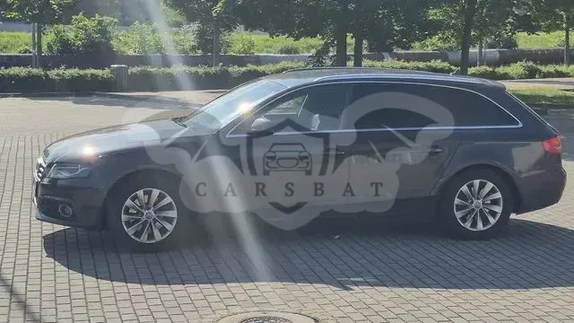 Audi A4 B8 (2007-2015) 2.0 TDI DPF Ambiente 2010